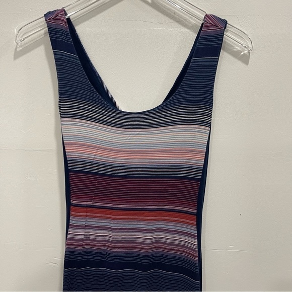 Gilli Stripe Stretch Maxi Dress Navy Small Open Back Sleeveless - Picture 2 of 8